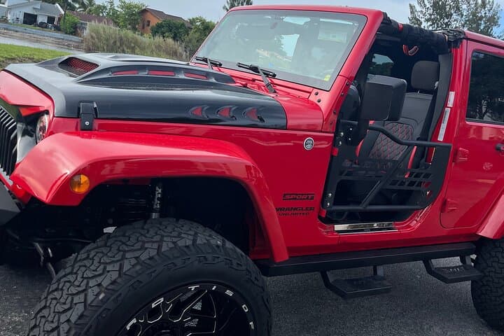 305 Jeep Tours Miami: Wynwood & South Beach Photo and Nightlife Jeep Tour photo 5