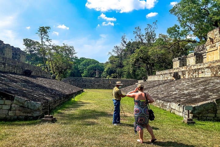 Copán Ruins Day Tour from San Salvador: Explore the UNESCO Mayan City photo 2