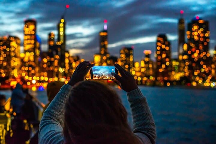 Chicago River Fireworks Cruise: Wendella’s 45-Minute Navy Pier Viewing photo 5