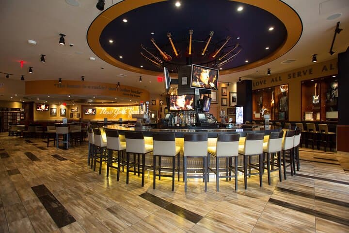 Hard Rock Cafe Yankee Stadium — Prix-Fixe Dining Near the Bronx Bombers
