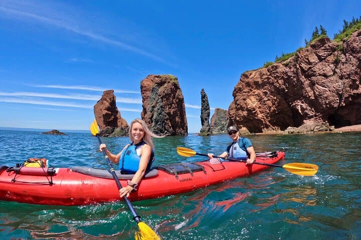 Three Sisters Sea Kayaking Day Tour — Cape Chignecto Guided Paddle
