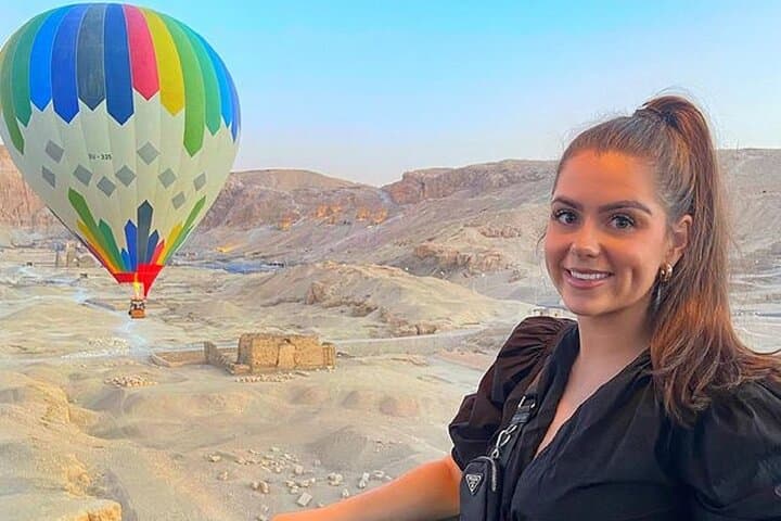 Sunrise Hot-Air Balloon Over Luxor — 45-Minute Flight Above the Nile Valley