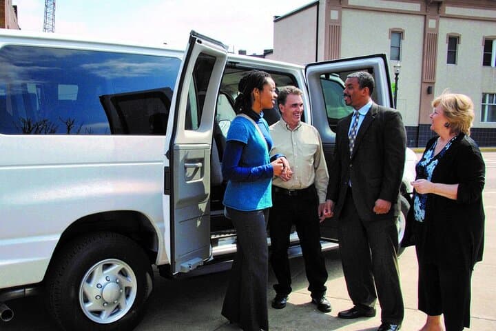 Villages to Orlando International Airport Shuttle — Reliable Door-to-Door Transfers photo 3