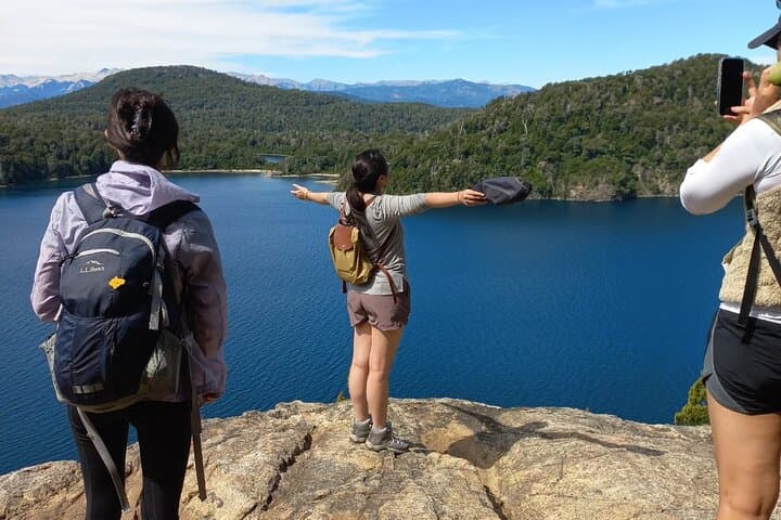 Moreno Lake Kayak and Mirador del Tristeza Hike — Bariloche Multisport Day Trip photo 5