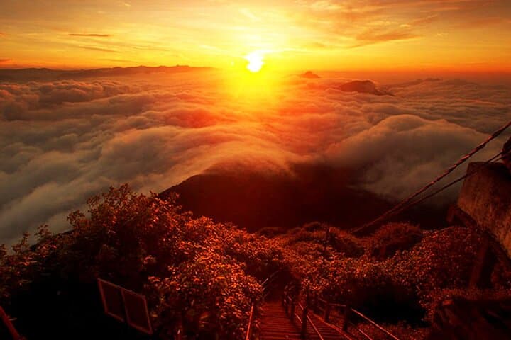 Ella to Adam's Peak Private Transfer — 5-Hour Ride to Sri Pada Trailhead photo 3