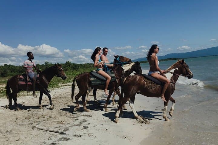 Negril Horseback Beach Ride & Ocean Swim — 1.5-Hour Guided Tour photo 6