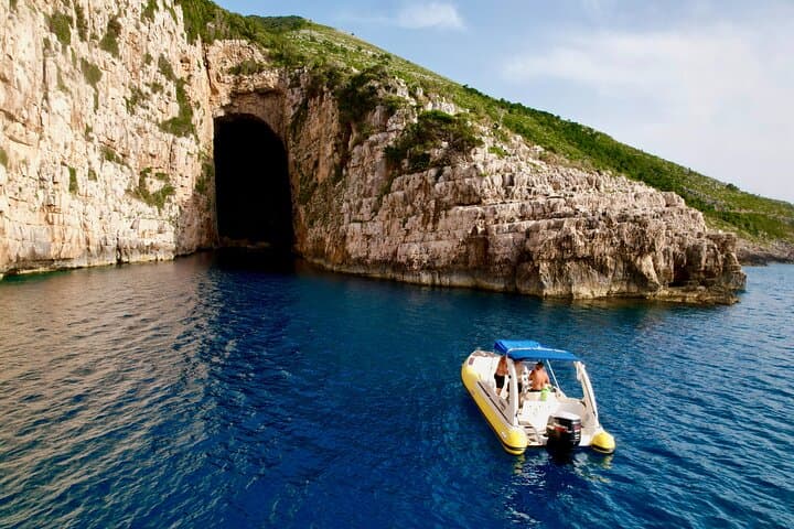 Vlore Private Speedboat to Haxhi Ali Cave & Karaburun Beaches
