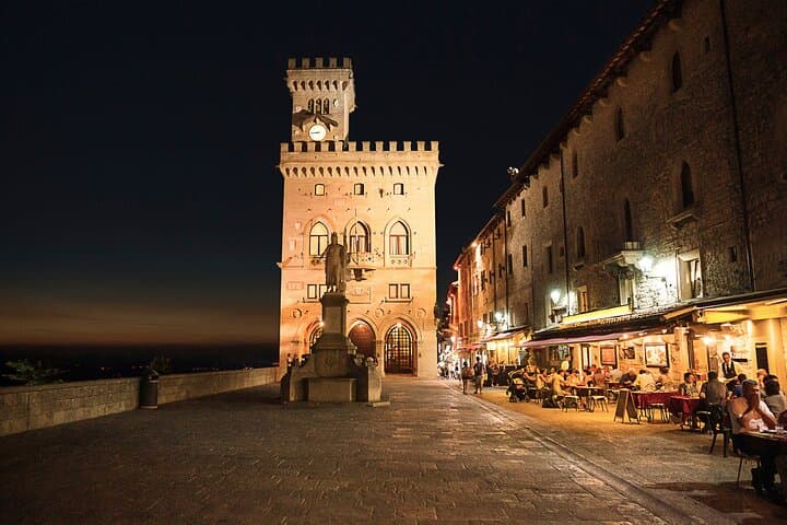 Day Trip from Ravenna to San Marino: Hilltop Citadel, Shopping & Lunch photo 3