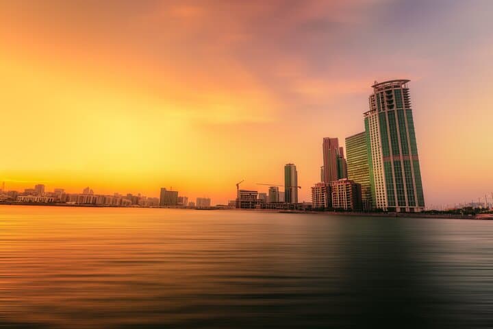 Abu Dhabi Sunset Corniche Cruise: 2-Hour Evening Boat Tour photo 5