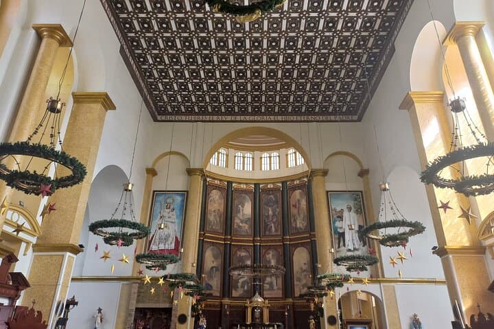 San Salvador Half-Day City Tour: Historic Center, National Palace & Pupusas photo 3