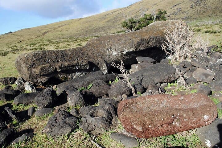Explore the Untouched North Coast of Easter Island photo 3