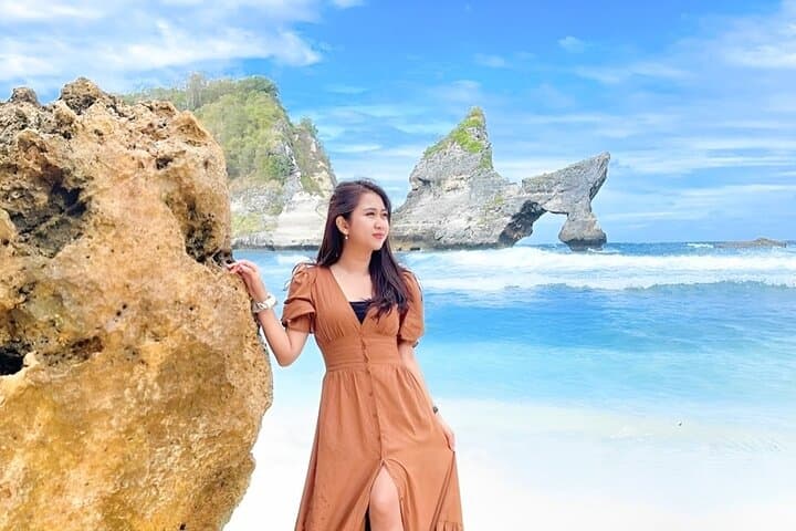 East Nusa Penida Private Day Tour — Atuh Beach, Diamond Beach & Molenteng Treehouse photo 3