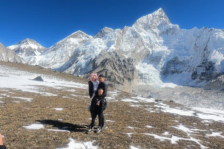 Everest Helicopter Tour: Half-Day Multiple Landings to Kala Patthar & Hotel Everest View photo 3