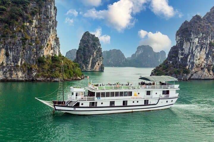 Halong Bay 2-Day Traditional Boat Cruise: Caves, Kayaking & Titop Island photo 1