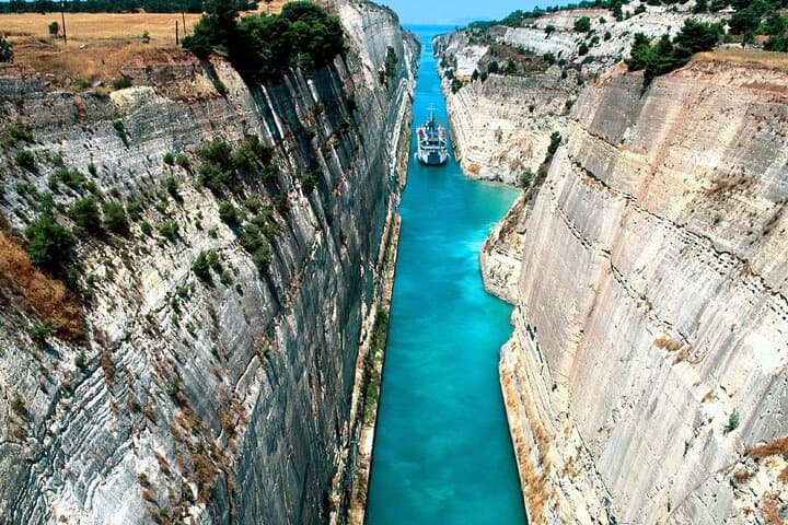 4-Day Iconic Greece Private Tour: Epidaurus, Mycenae, Olympia, Delphi & Meteora photo 2