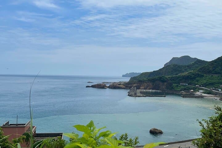 Fulong Sand Sculptures & Northeast Coast Day Tour — Beaches, Bitou Cape Hike, and Keelung Night Market photo 2