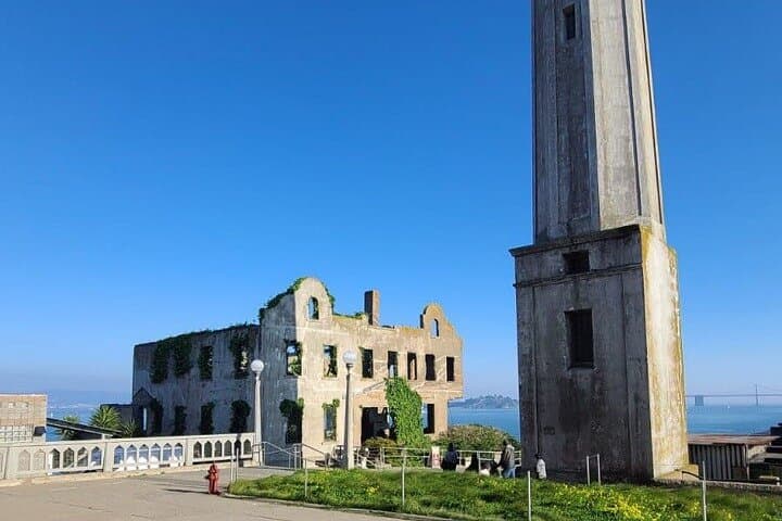 Alcatraz Plus San Francisco City Combo Tour: Skip-the-Line Alcatraz & Iconic SF Sights photo 4