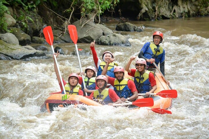 Ubud Ayung River Private White Water Rafting with Hotel Transport photo 4