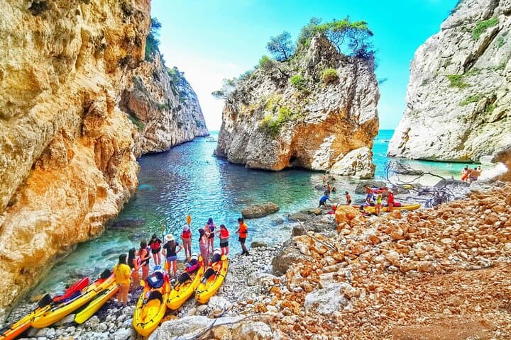 Kayak Cala Granadella: Guided Coastal Route from Jávea (2–3 hrs)