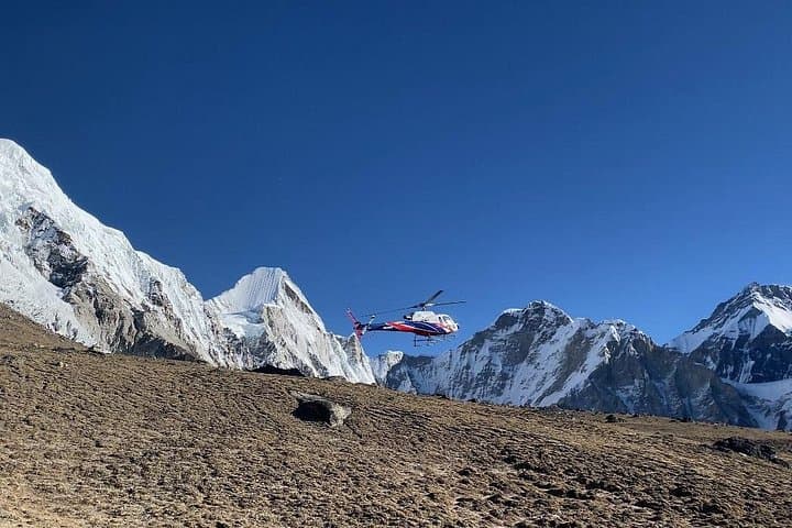 Everest Base Camp Heli Tour: Kala Patthar Landing & Breakfast at Everest View Hotel photo 2