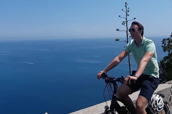 Panoramic E‑Bike Tour of Nice: 3‑Hour Highlights from Old Town to Castle Hill photo 2