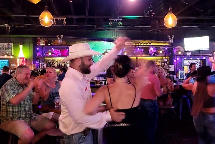 Learn Two-Step & Country Swing in Nashville — Beginner-Friendly Class at Country Fusion