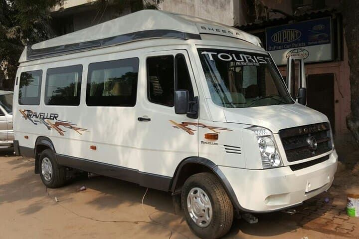 Private Delhi to Agra Car Transfer — 3-Hour Comfort via Yamuna Expressway photo 3