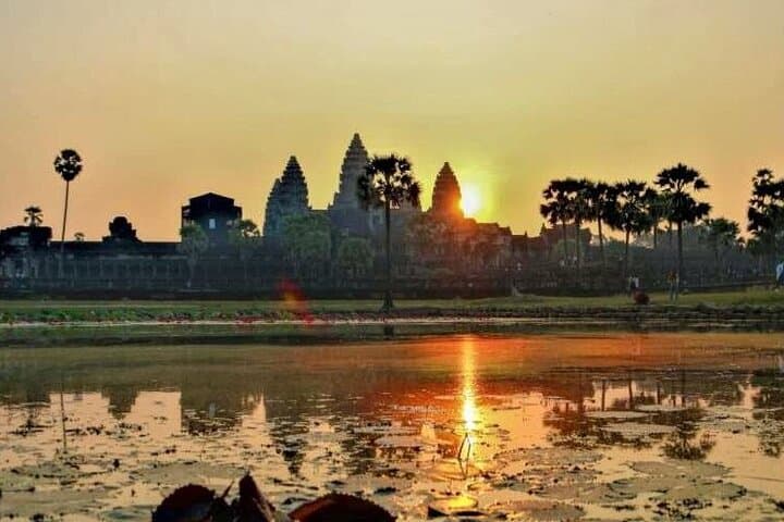 Angkor Wat Sunrise Tour: Beat the Crowds & Explore Bayon and Ta Prohm photo 2
