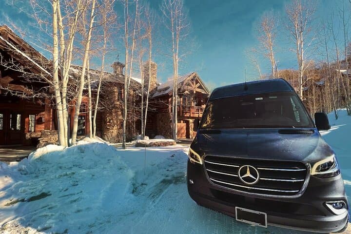 Denver to Steamboat Private Limo Transfer: Door-to-Door Ski & Resort Transport photo 4