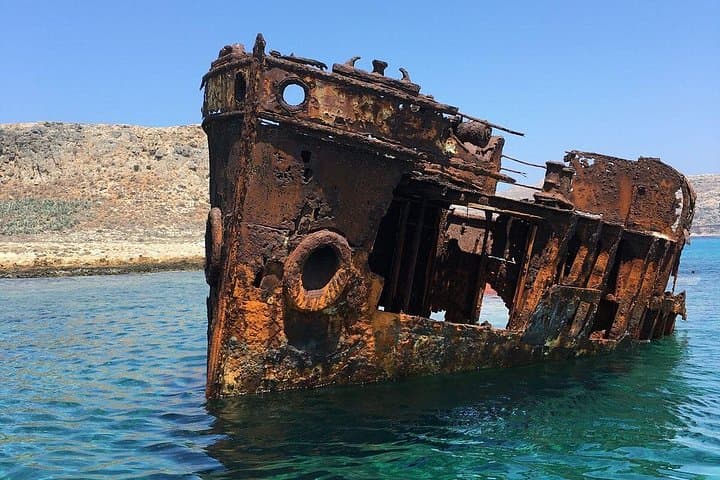 Powerboat Tour to Balos Lagoon and Gramvousa Island — Half-Day from Chania photo 1