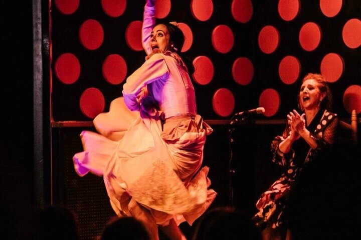 Barcelona Flamenco & Tapas: Gothic Quarter Night Walk with Live Flamenco photo 2