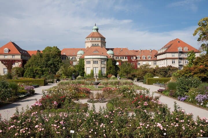 Private Mainz-to-Munich Transfer with 2-Hour Historical Stop photo 3