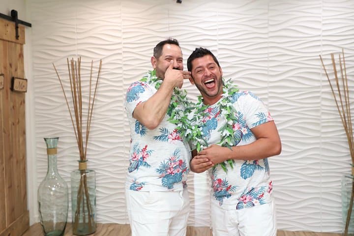 Quick Sign-and-Go Wedding at Hawaiian Wedding Chapel Las Vegas photo 5