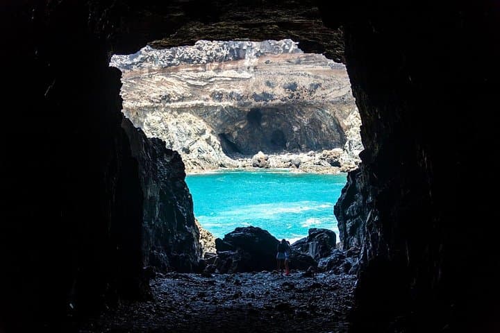 Fuerteventura Villages, Caves & Farm Day Tour with Lunch