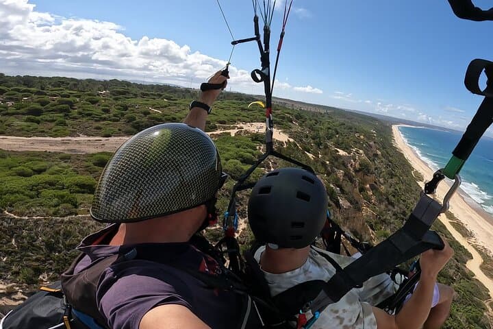 Tandem Paragliding from Lisbon — Coastal Flights over Costa da Caparica photo 4