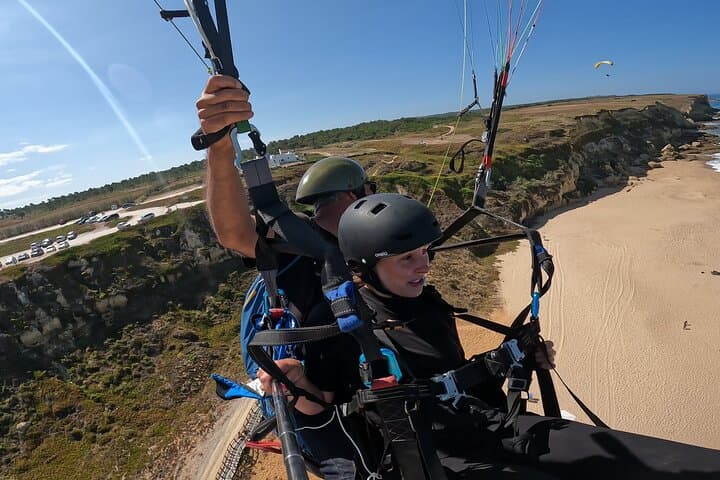 Tandem Paragliding from Lisbon — Coastal Flights over Costa da Caparica photo 5