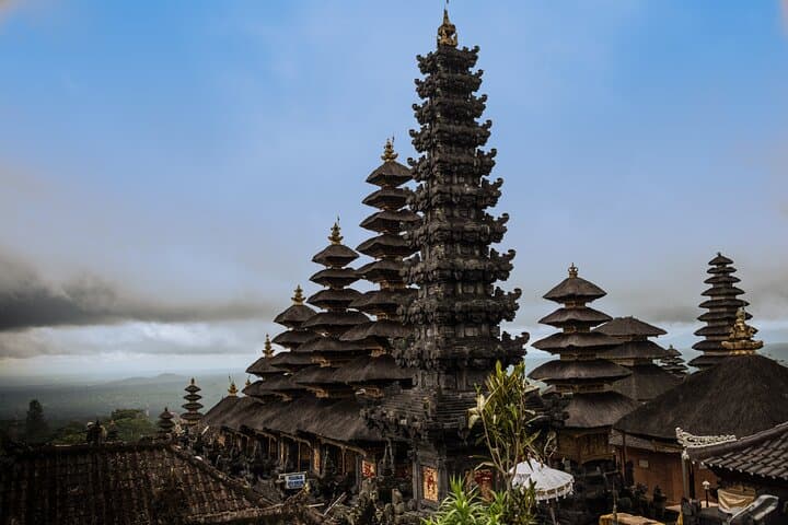 2-Day Spiritual Bali Tour: Tirta Empul, Besakih & Traditional Ceremonies photo 2