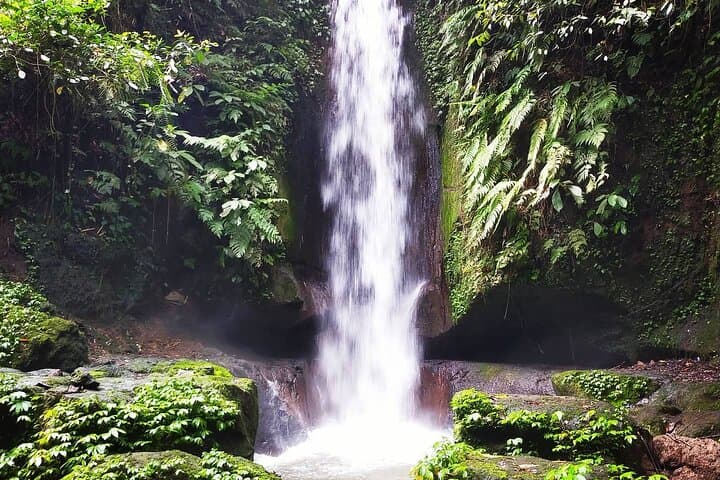 2-Day Spiritual Bali Tour: Tirta Empul, Besakih & Traditional Ceremonies photo 3