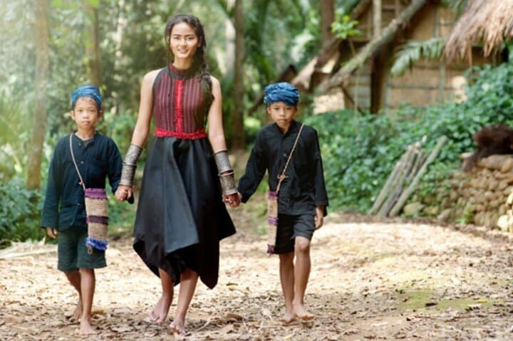 Full-Day Baduy Village Experience: Trek Baduy Luar to Cisadane with Local Lunch photo 2