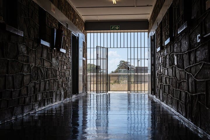 Table Mountain & Robben Island Full-Day Tour — Cable Car, Ferry and Mandela’s Cell photo 4