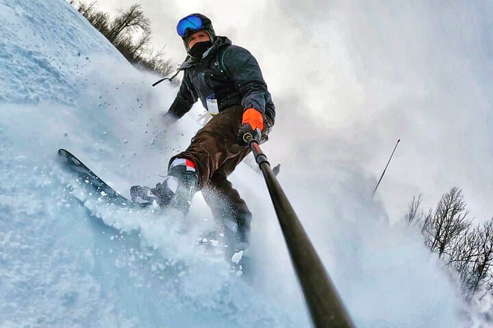 Blue Mountain & Scenic Caves Snowshoe Day Trip (Collingwood) photo 3