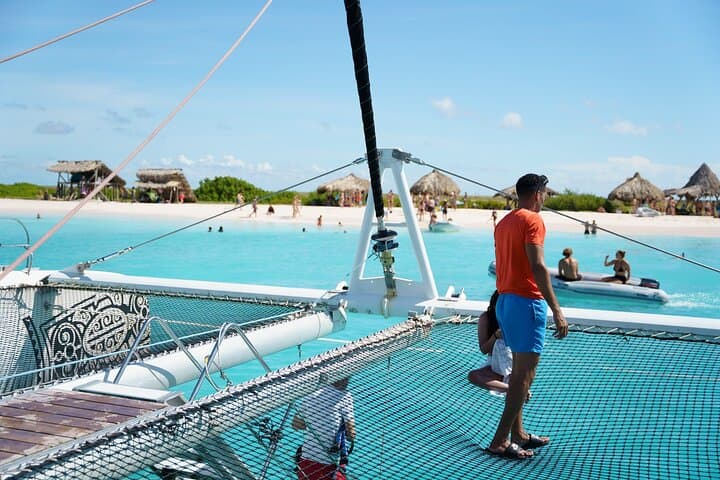 Klein Curaçao Day Trip: Snorkel, Shipwrecks & Lighthouse with Open Bar photo 4