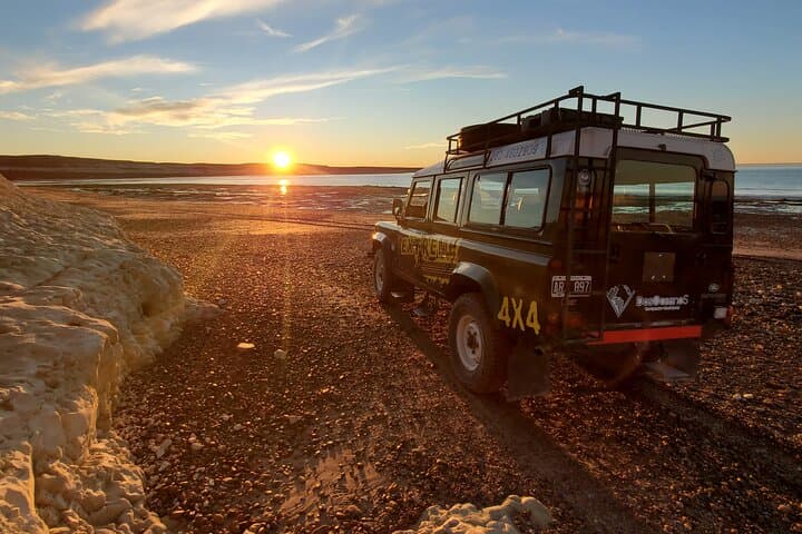 Off-Road 4x4 Adventure Around Puerto Madryn: Beaches, Cliffs & Coastal Views photo 3