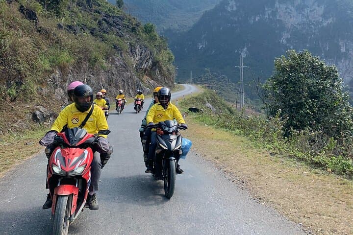 3-Day Ha Giang Loop Tour from Hanoi — Dong Van Geopark & Ma Pi Leng Pass