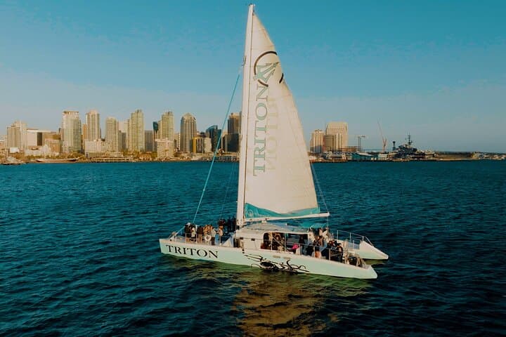San Diego Harbor Catamaran Cruise — Largest Catamaran Sightseeing & Cocktail Experience photo 3