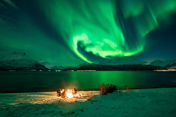 Northern Lights Chase in Tromsø: Small-Group Skycam Photo Tour