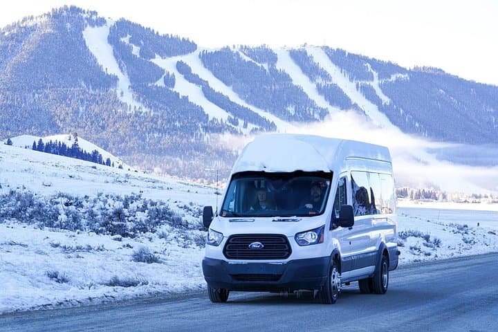 Grand Teton Wildlife Safari: 3-Hour Private Jackson Hole Winter Tour photo 2