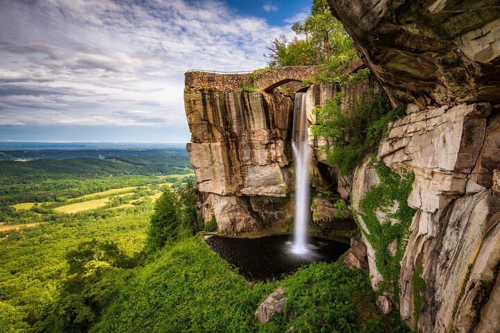Lookout Mountain Grand Aerial Experience: 15-Minute Helicopter Tour Over Chattanooga photo 1