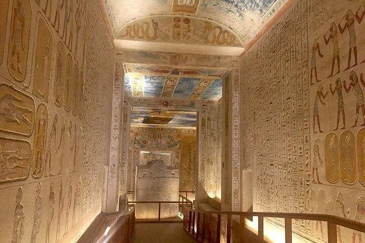 Sunrise Over Thebes: Hot Air Balloon & Full-Day Luxor Archaeological Tour photo 4