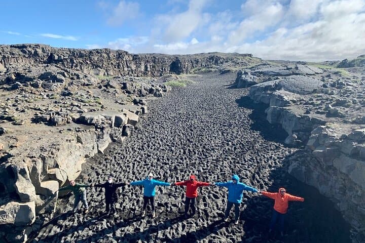 Iceland Geology Adventure: 13-Day Guided Tour from Reykjavík
